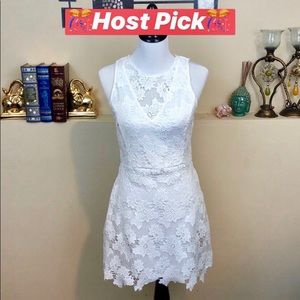 ‼️Host Pick‼️Lush Ivory Lace Dress Sz M